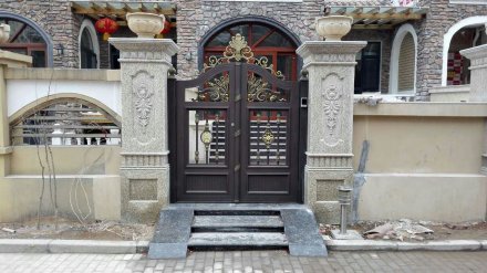 <b>濰坊鋁藝大門外觀美的體現(xiàn)？</b>